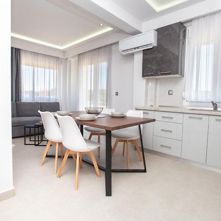 Marane Luxury Suites Néa Mudaniá Kültér fotó