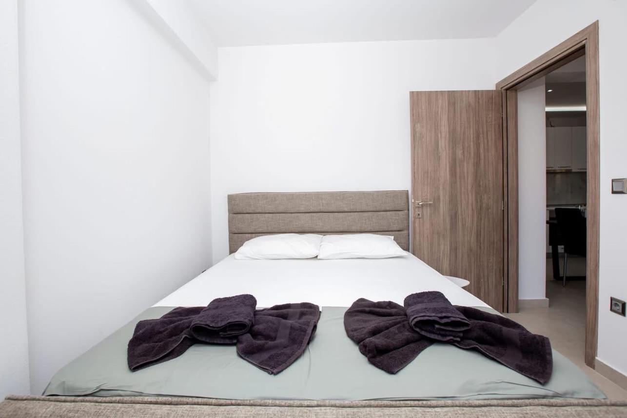 Marane Luxury Suites Néa Mudaniá Kültér fotó