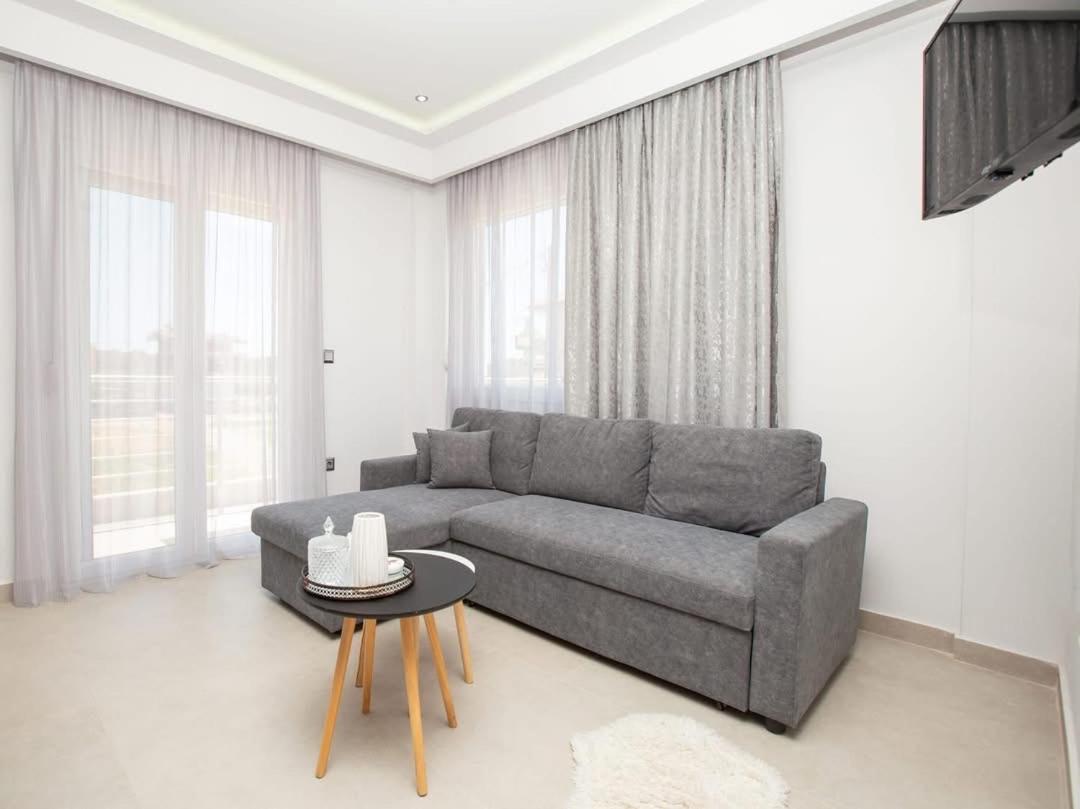 Marane Luxury Suites Néa Mudaniá Kültér fotó